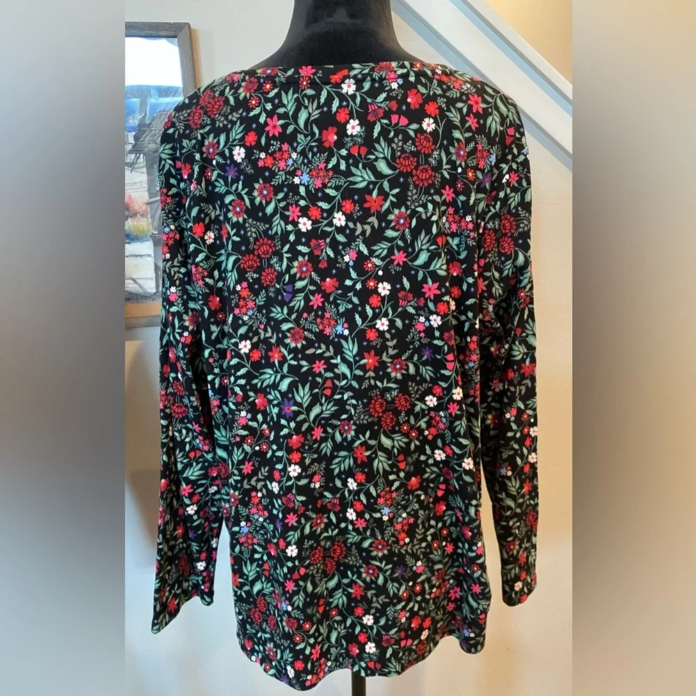 Croft & Barrow Classic Long Sleeve Tee Black Red Floral T-Shirt Soft Blouse 2X - Picture 3 of 6